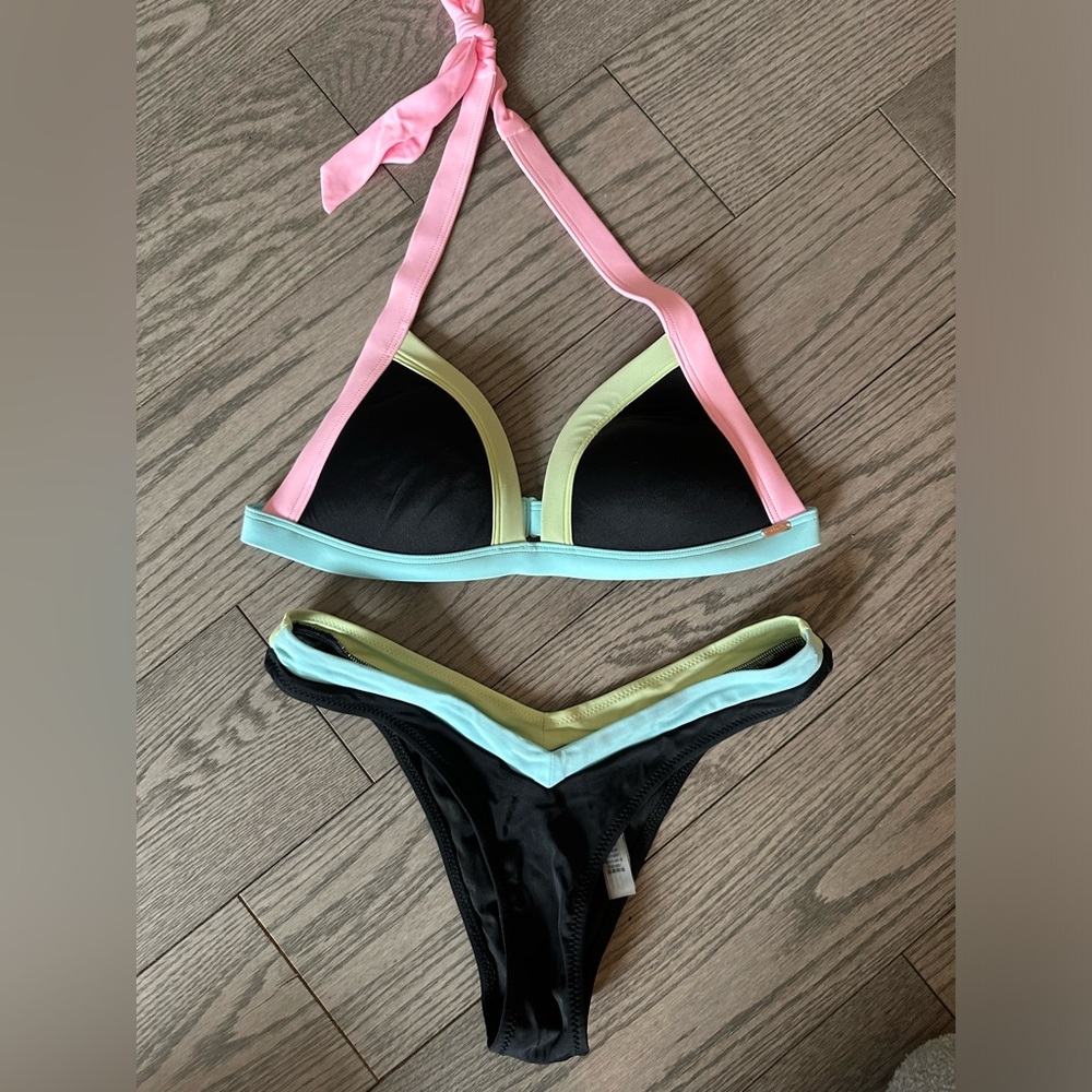 Victoria’s Secret Pink push-up triangle bikini set SMALL top XS bottom